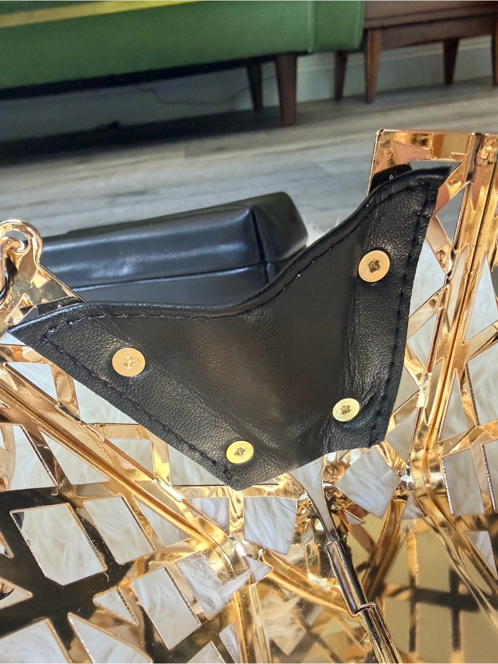 NEW Source Unknown Gold Cage Bag w Leather Branded Insert Box sealed w cellophan - Picture 8 of 16
